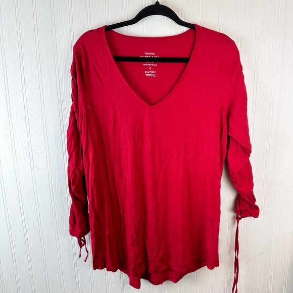Torrid Super Soft Knit‎ top Red Long sleeve v-neck Lace up sleeves size Large - Picture 2 of 4